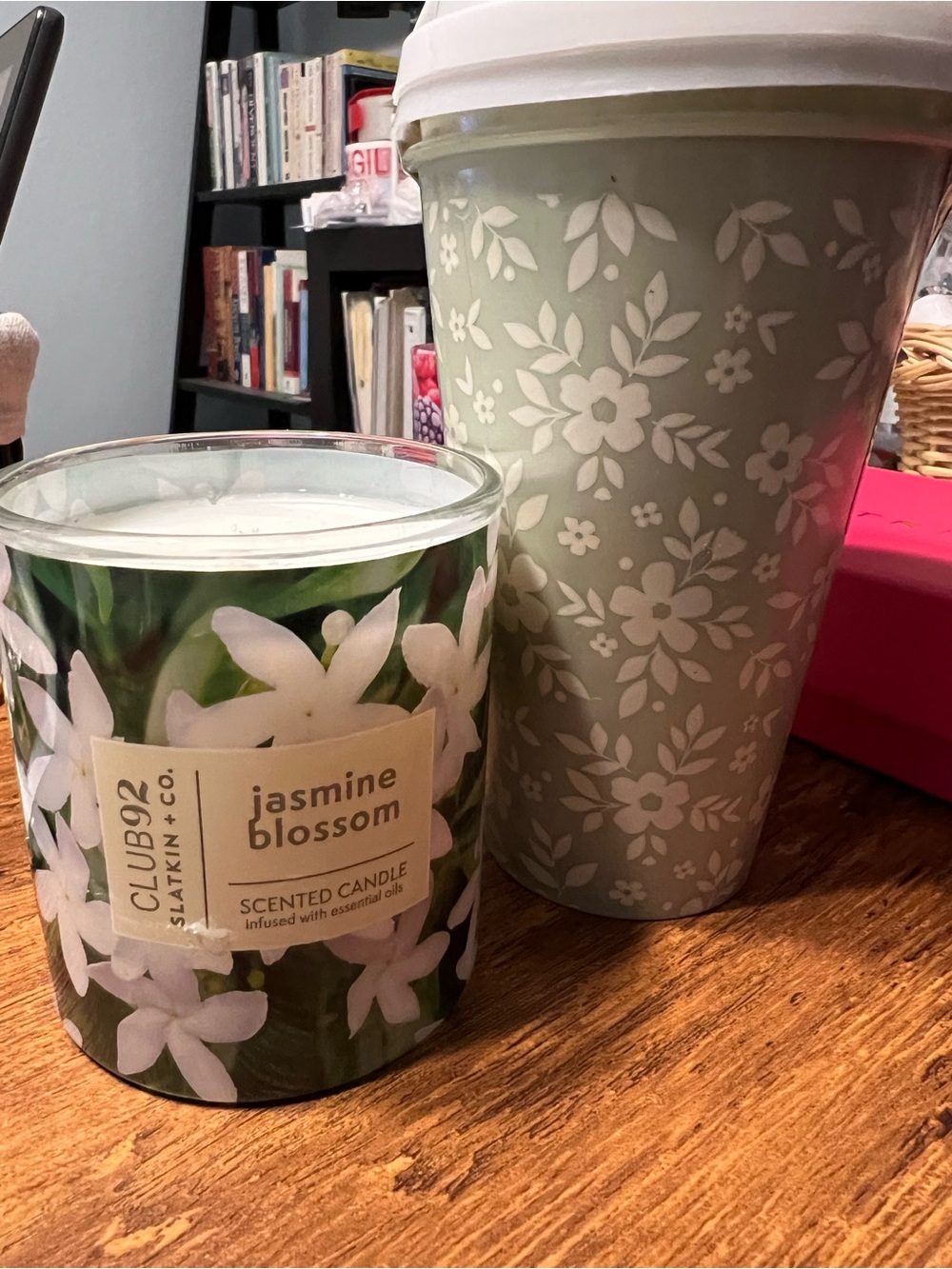Jasmine Blossom Scented Candle and 2 Travel Coffee Cups